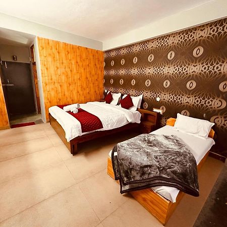 Hotel D Kanchan Manali 外观 照片