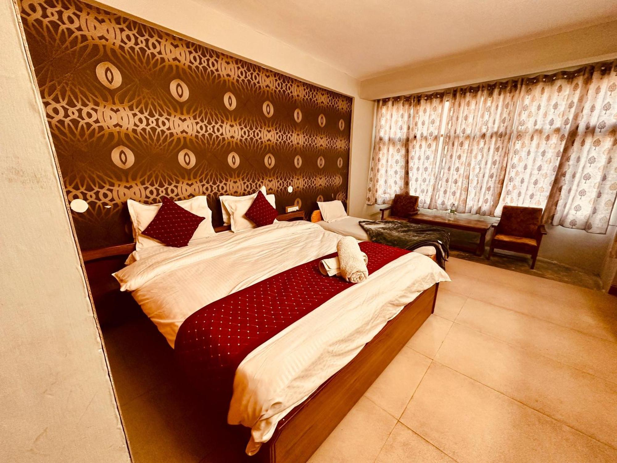Hotel D Kanchan Manali 外观 照片